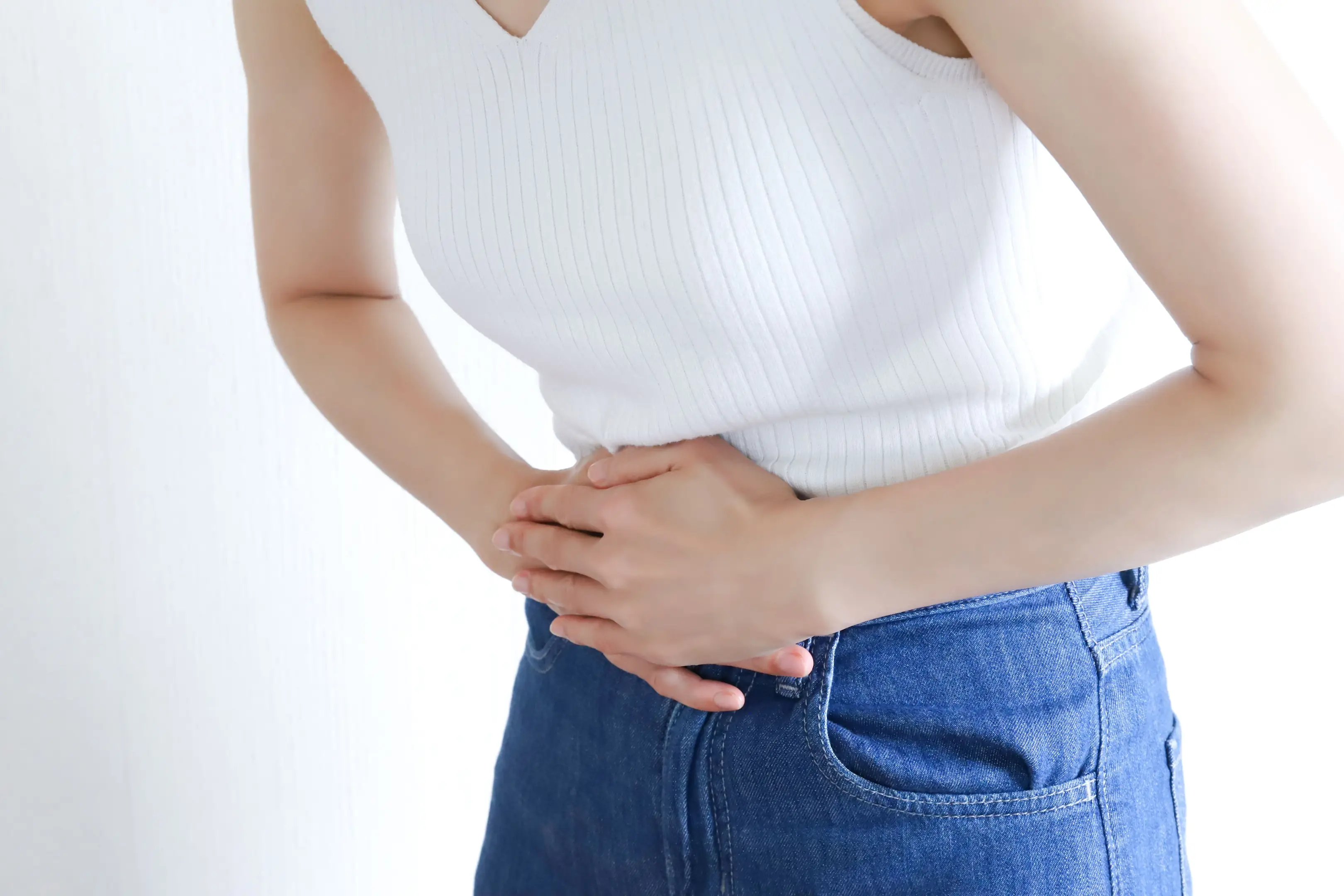 下痢になる原因は？食べすぎ・飲みすぎ・寝冷えによる下痢の対処法と受診の目安