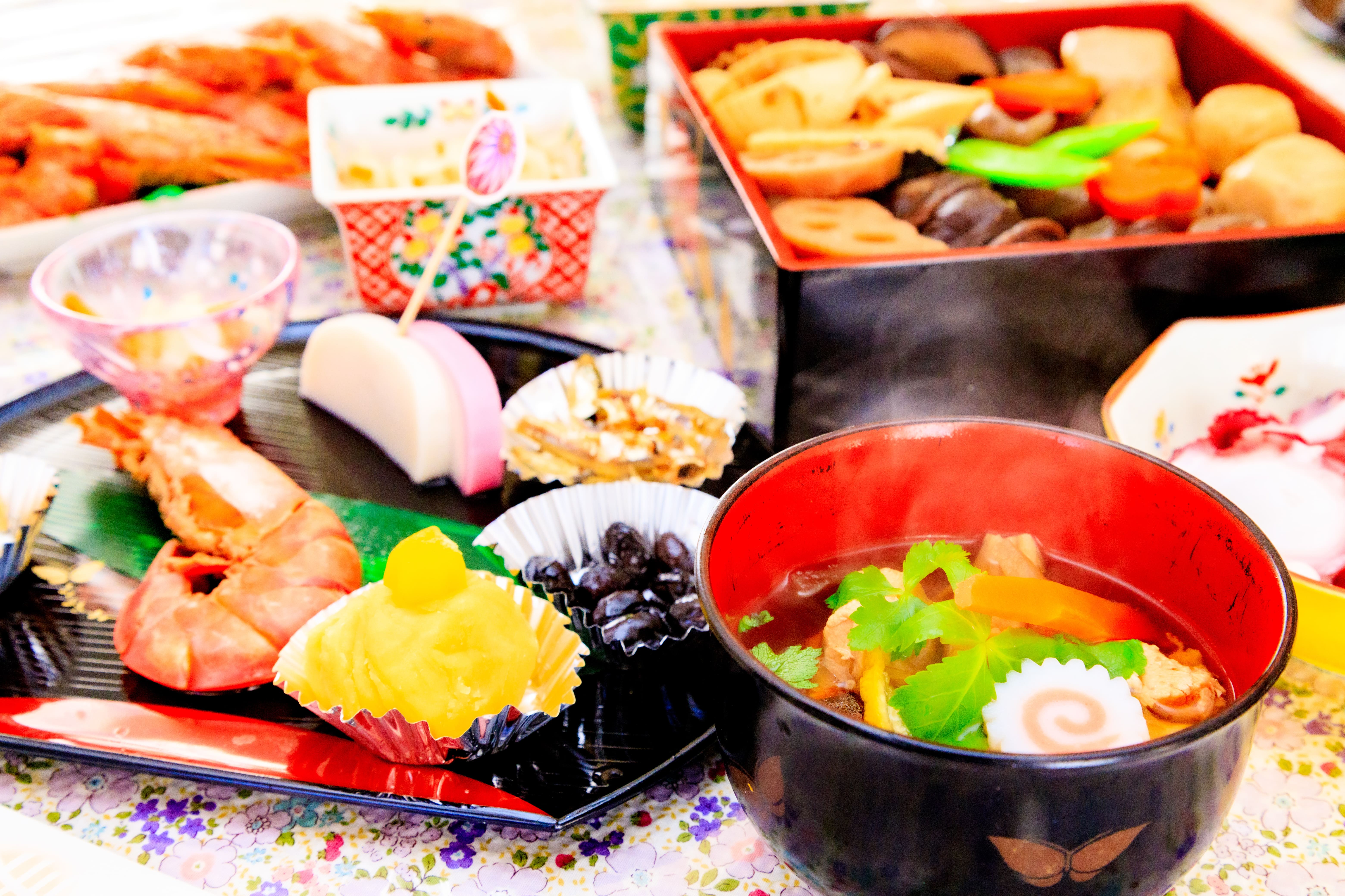 【食材やお重ごとの由来も】おせち料理の意味をわかりやすくご紹介！
