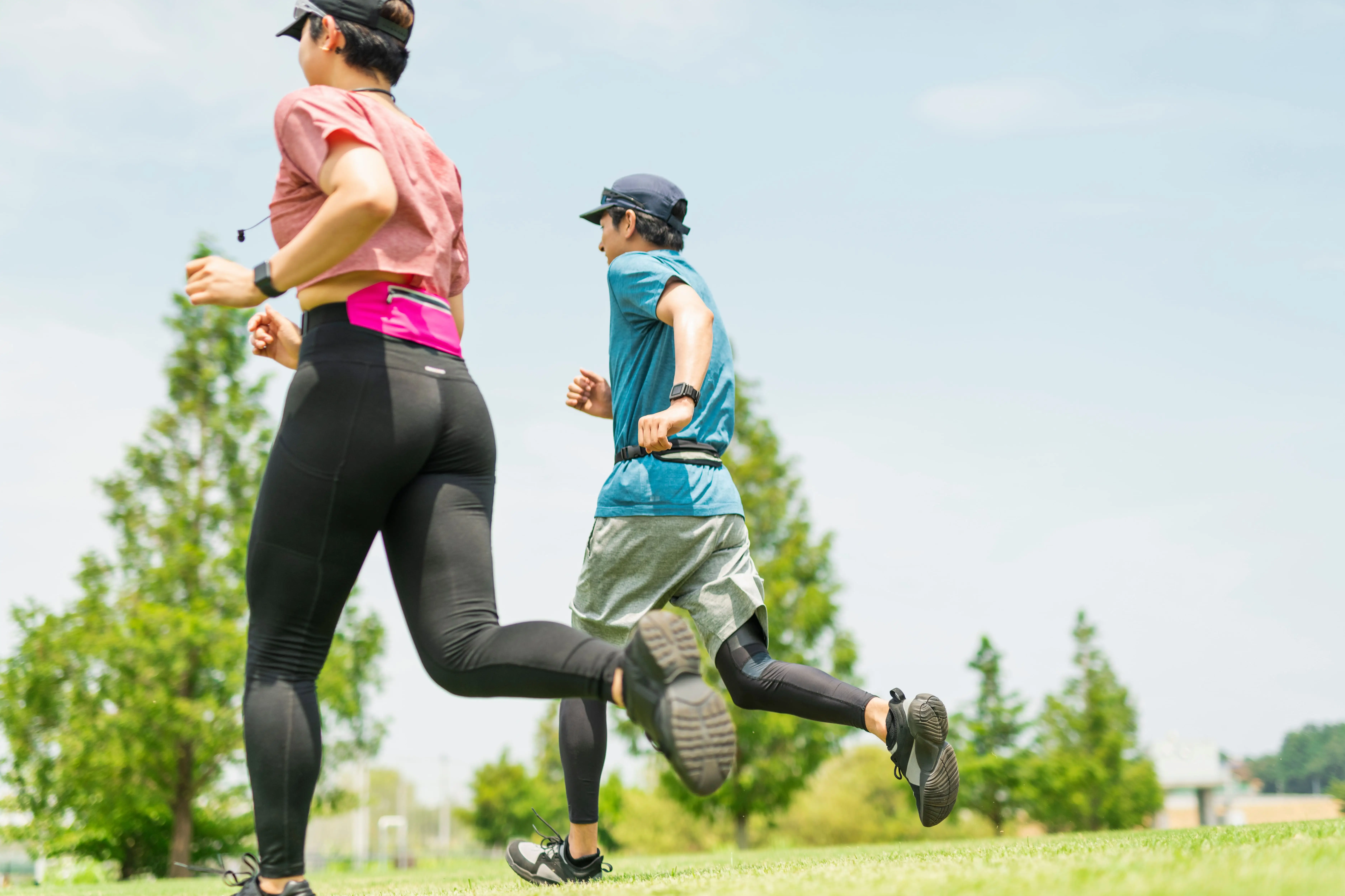 歩くのと走るのどっちが痩せる？同じ運動時間の消費カロリーと脂肪燃焼効果を比較