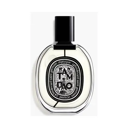 お香のような香りの香水とは？神社やお寺のような癒し空間を楽しもう