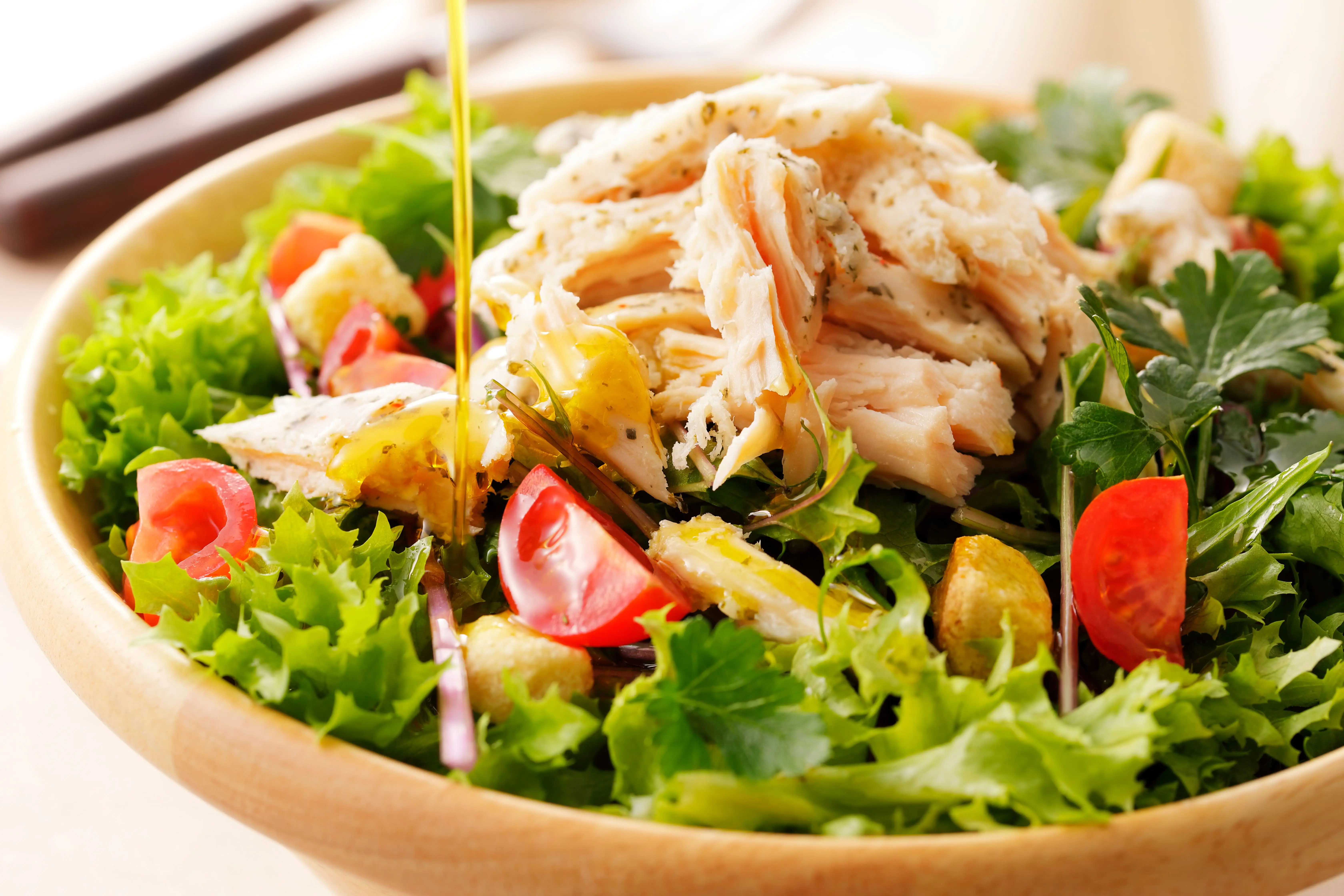 鶏肉ダイエットの正しいやり方｜効果的な部位の選び方と人気おすすめレシピ